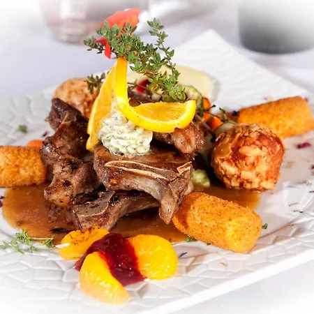 Schiefer Zur Zugbruecke