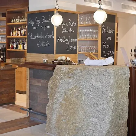 Maison d'hôtes Schiefer Zur Zugbruecke 3*