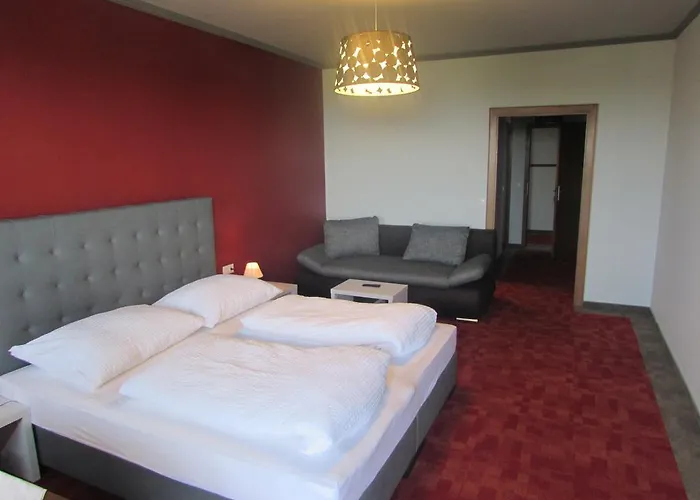 ゲストハウス Schiefer Zur Zugbruecke Kreuzen (Upper Austria)